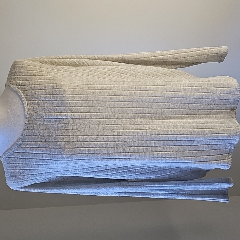 Green envelope sweater zips in back light weight